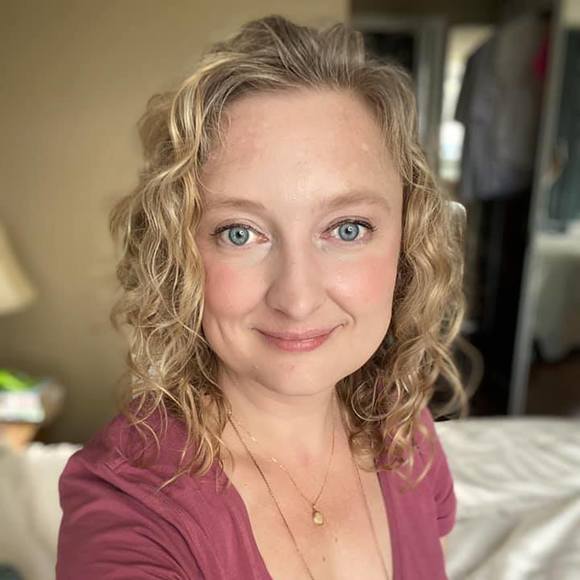 Meet your Posher, Nic - Picture 1 of 1